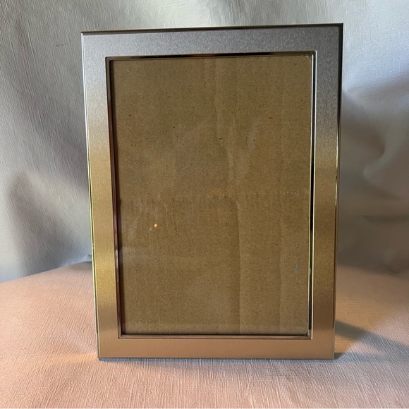 Gold 5x7 Decorative Picture Frame - Picture 7 of 10